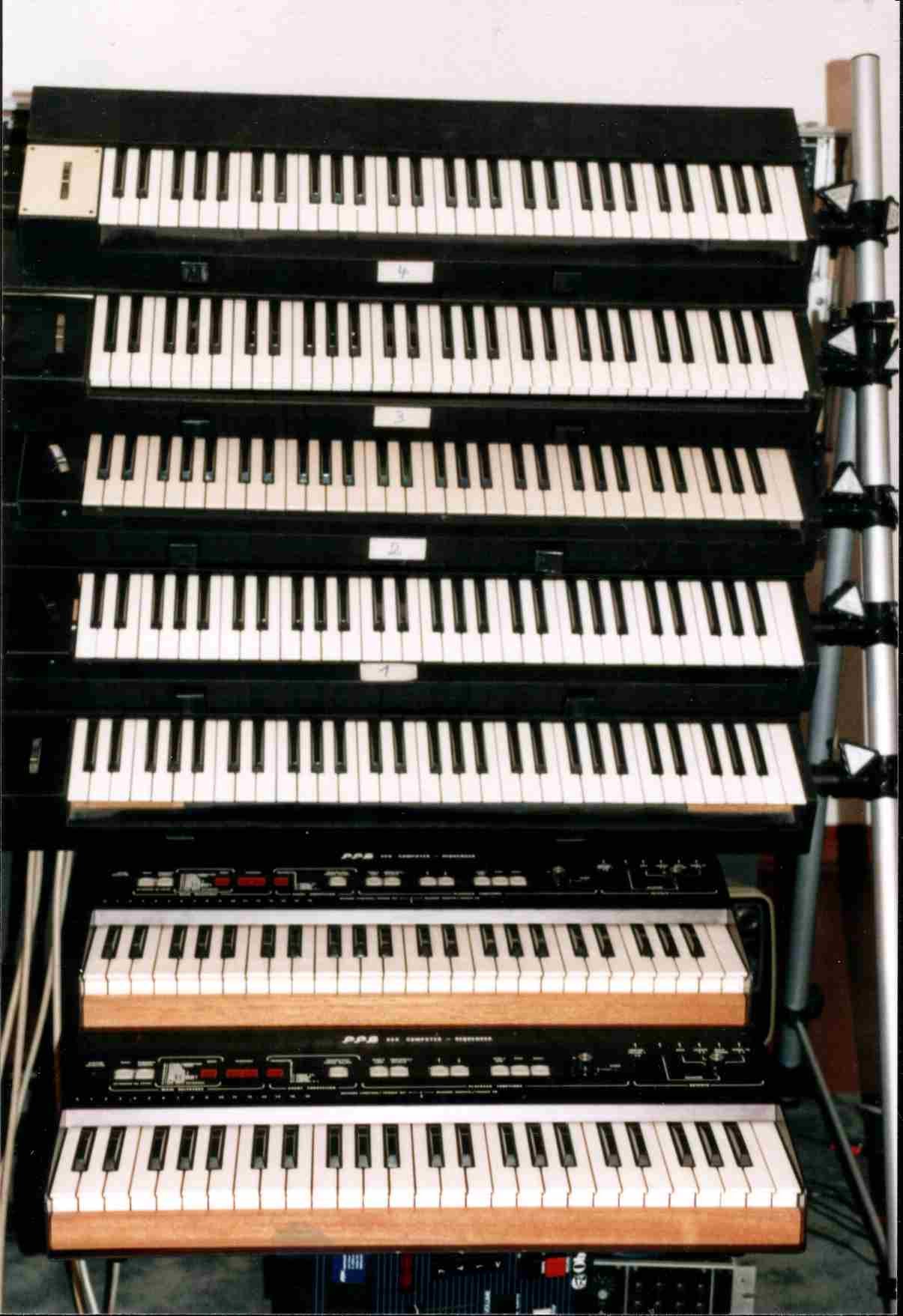 And the keyboards to go with it courtesy of BKS (Bass Konzept Studios)